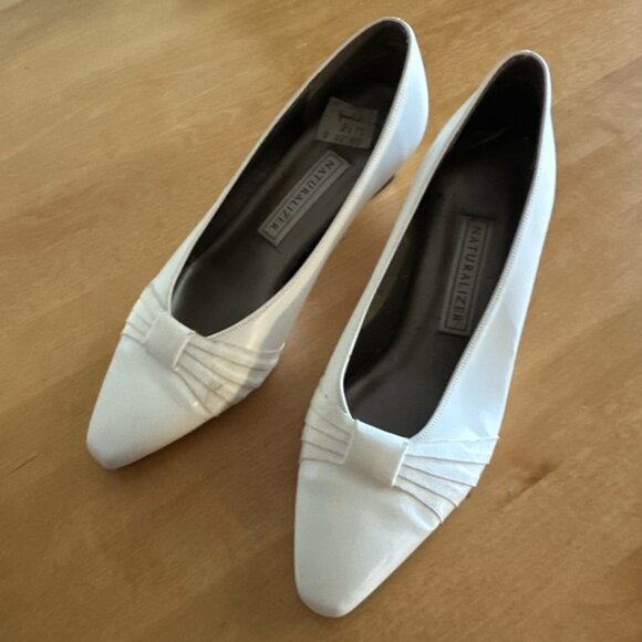 Vintage Naturalizer Off White Heels 8.5 - Picture 7 of 10